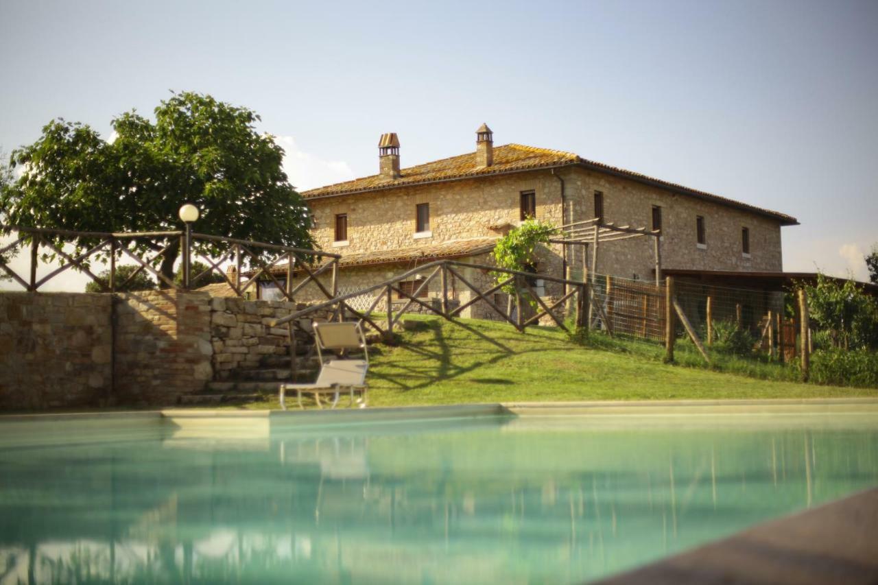 Cerqueti Agriturismo Villa Baschi ภายนอก รูปภาพ